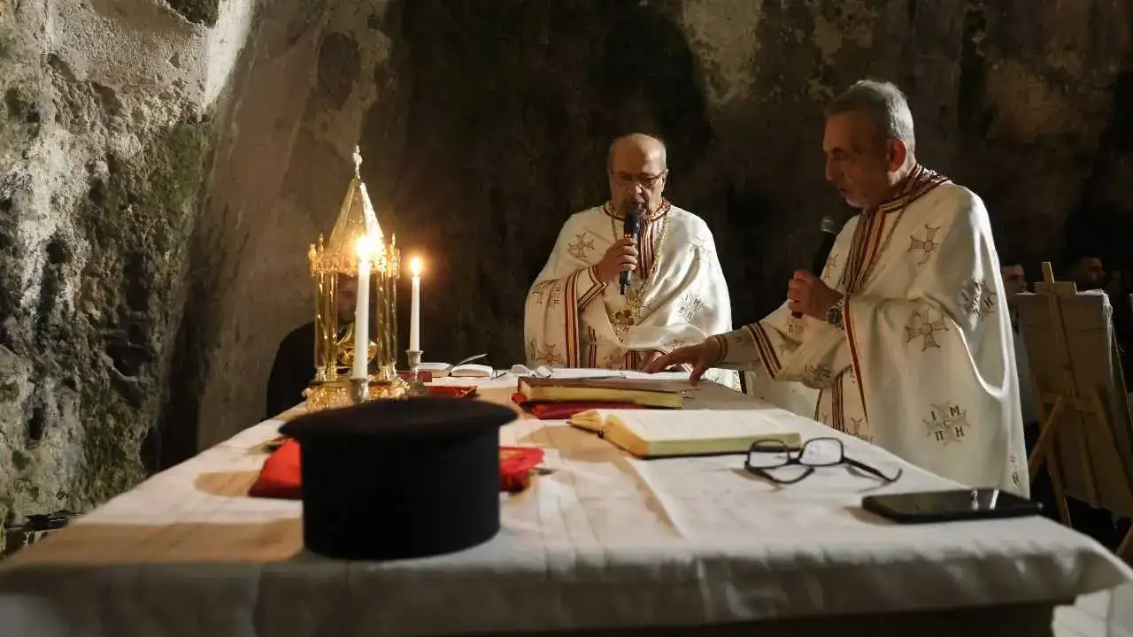 Hatay’da Dünyanın İlk Mağara Kilisesinde Noel Sessizliği! 6